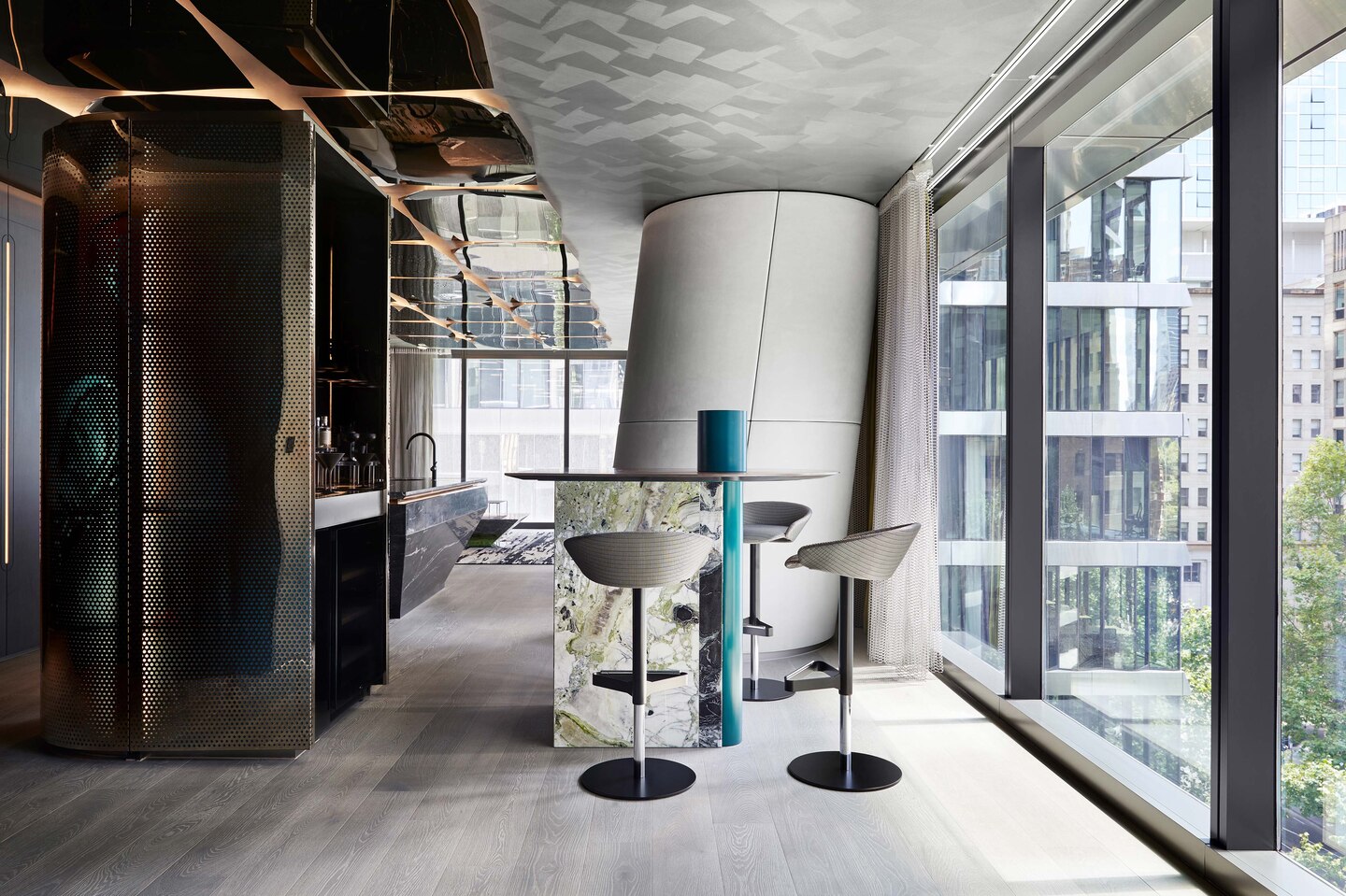 Chine chaise de bar meubles d'hôtel grands tabourets modernes en cuir de cuisine en velours de métal nordique