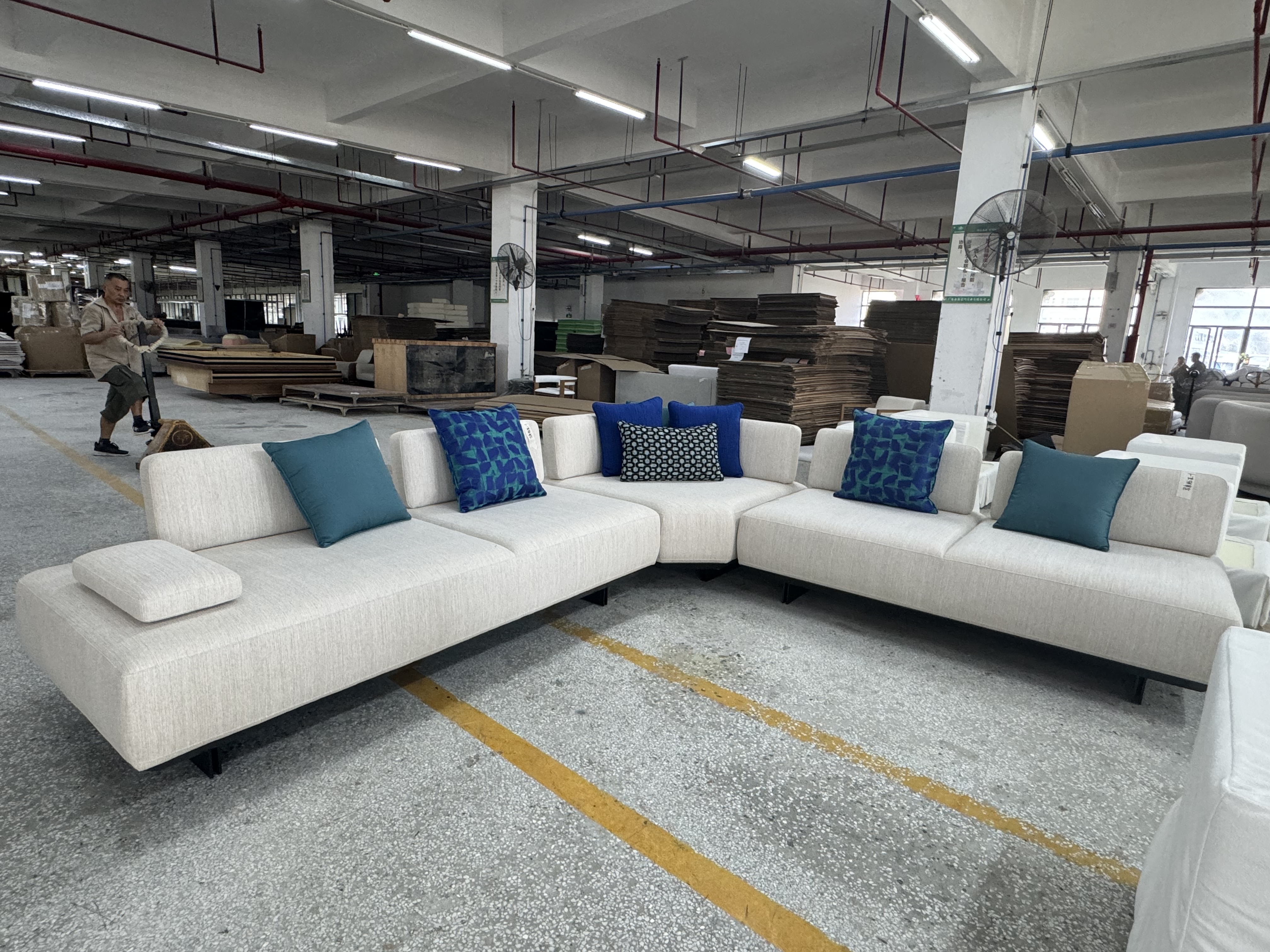 Meubles de restauration d'h&ocirc;tel